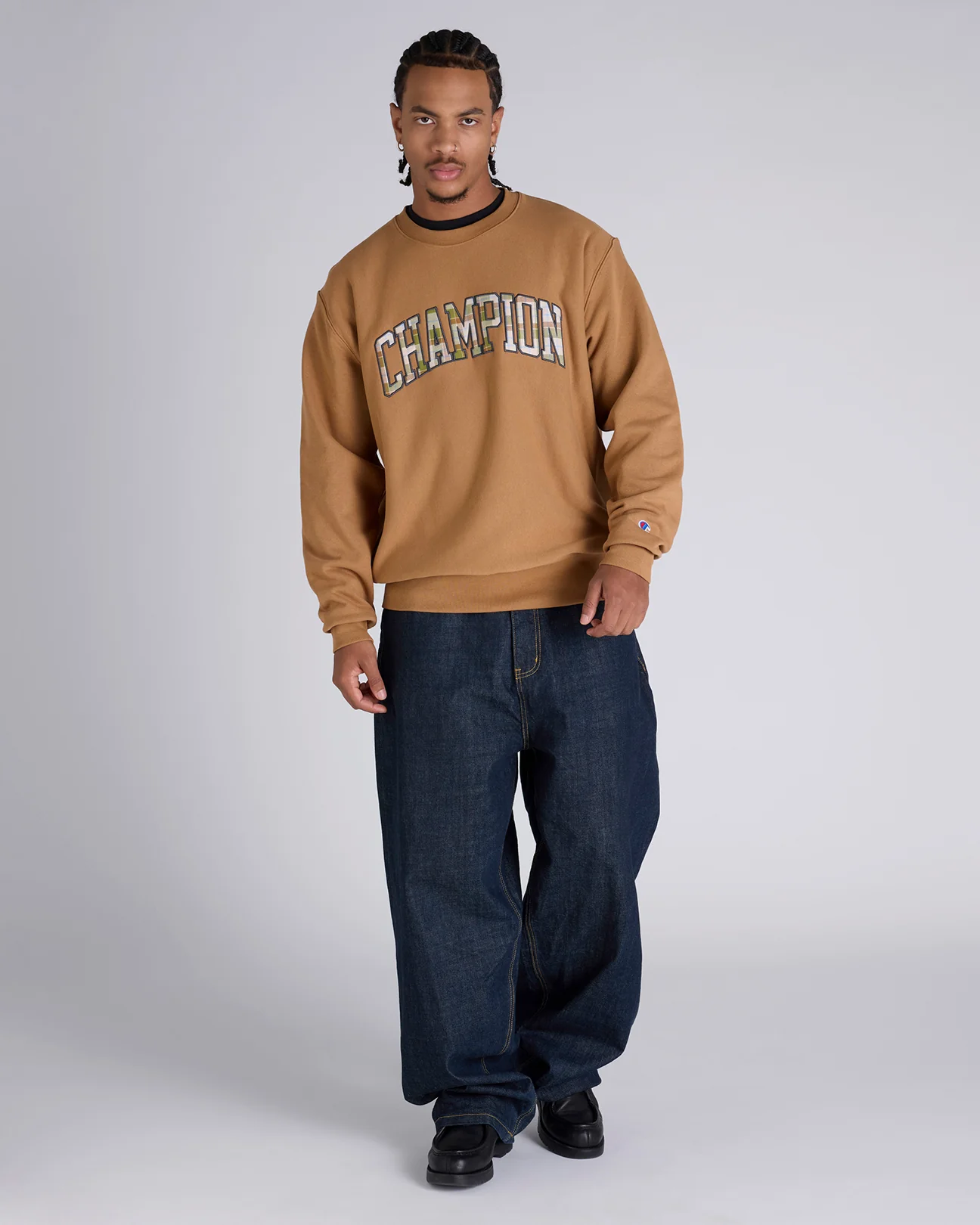 Reverse Weave Plaid Applique Crew - Image 4